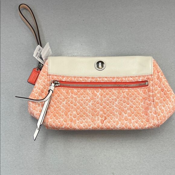 Coach wallet - Picture 1 of 6